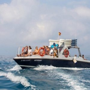EXCURSION EN BARCO + PADDLE SURF A LA CASCADA DE MARO